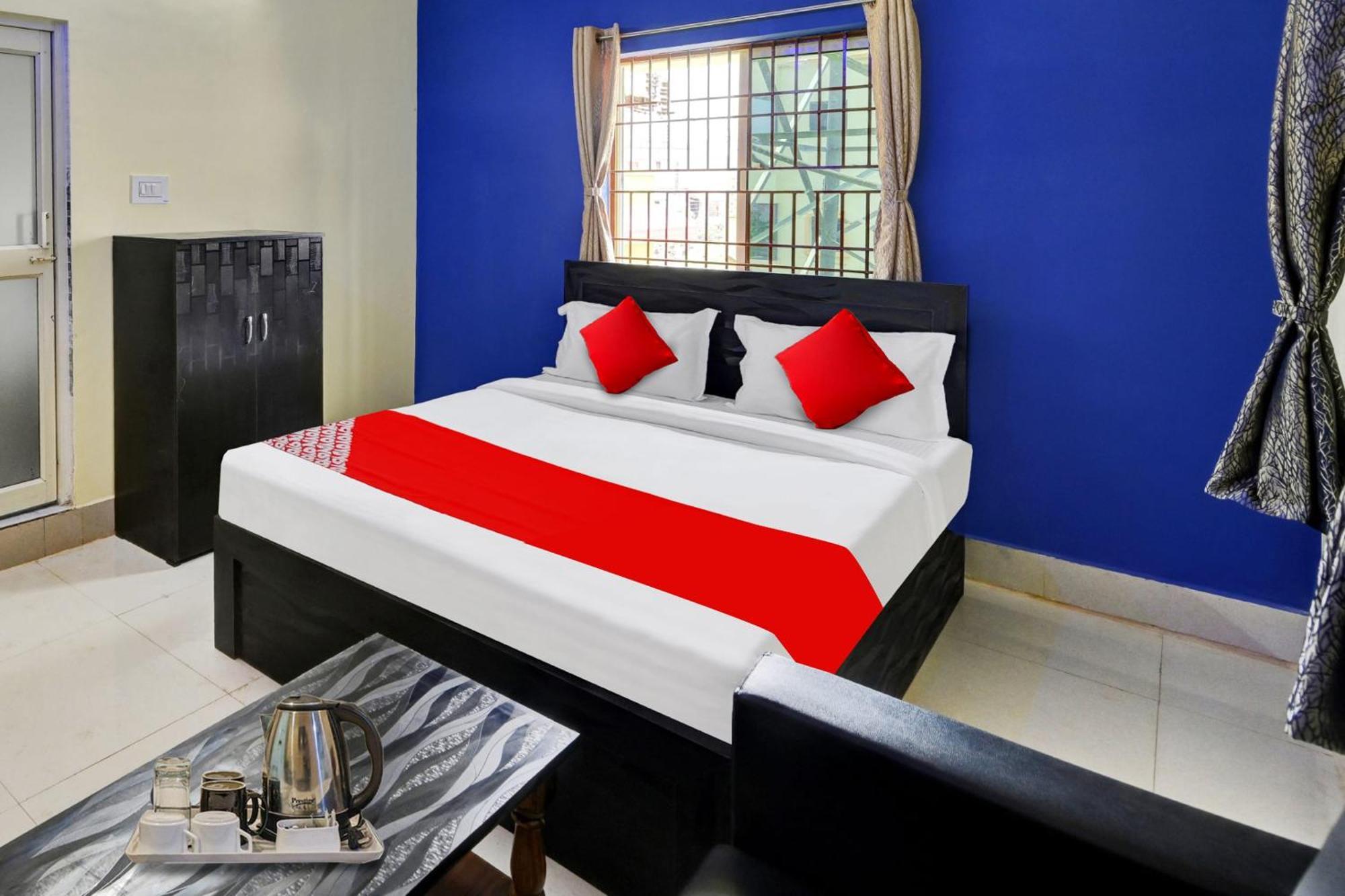 Oyo Flagship 81058 Royal Regalia Ξενοδοχείο Μπουμπάνεσβαρ Εξωτερικό φωτογραφία